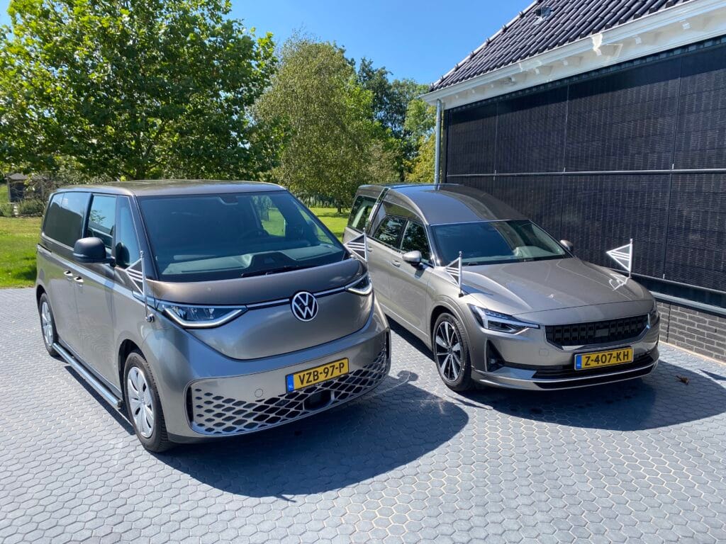 Rouwvervoer op zonne-energie 5 Duurzaam rouwvervoer Funeral Care