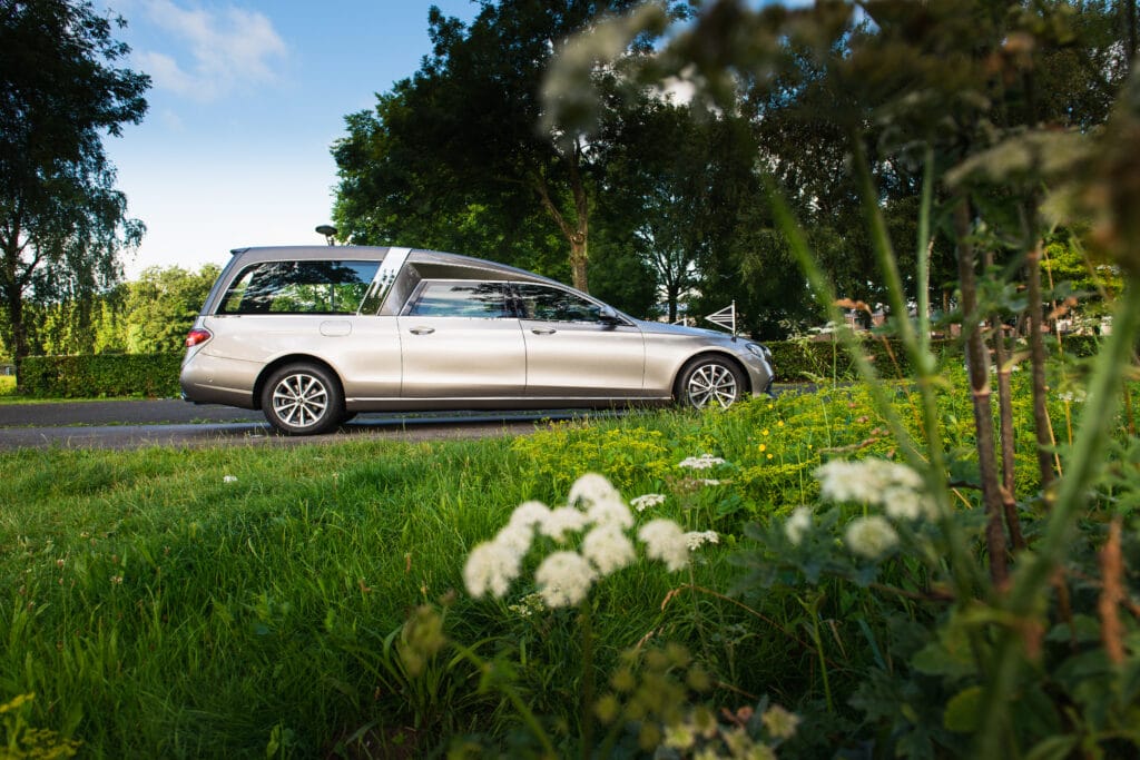 Staatsievervoer Funeral Care